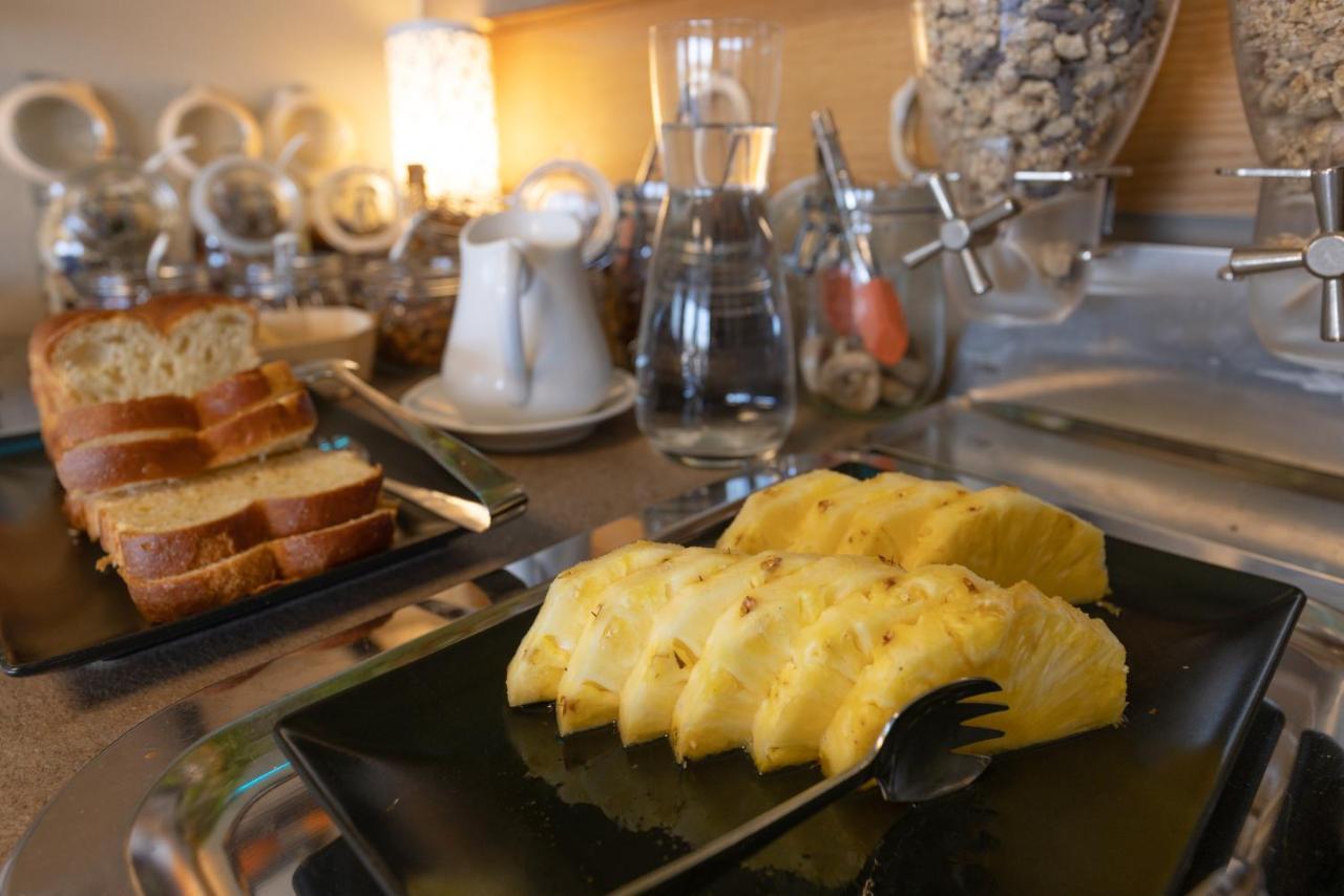 Logis Hotel Reve De Sable รัวย็อง ภายนอก รูปภาพ