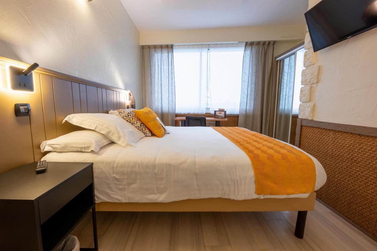 Logis Hotel Reve De Sable รัวย็อง ภายนอก รูปภาพ